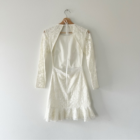 TWO SISTERS THE LABEL | White Lace Open Back Ruffle Mini Dress | XS - Picture 3 of 4
